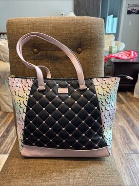 Betsey Johnson quilted hearts rainbow sides shoulder bag purse